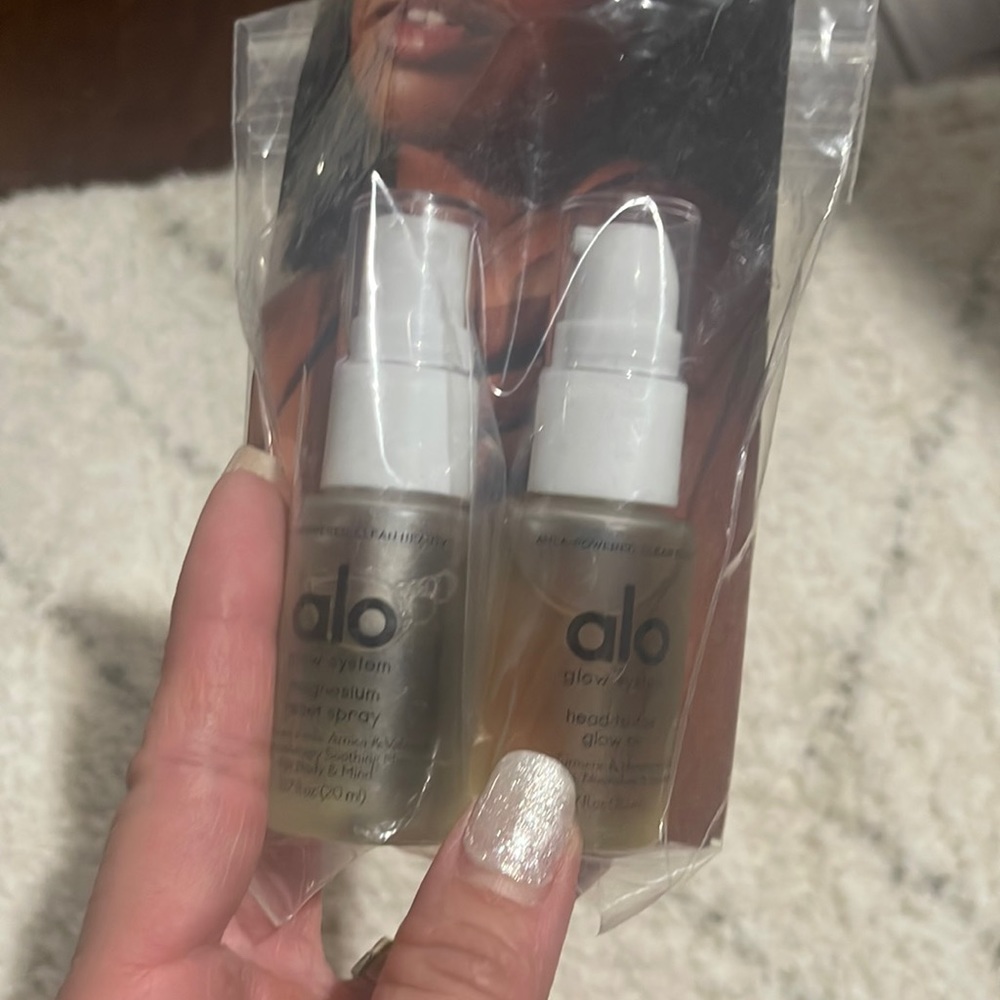 Alo magnesium spray and glow oil